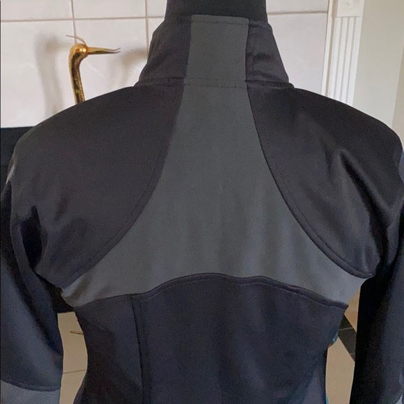 Athleta Mecaheat, Black Zippered Jacket🦾 - Picture 5 of 12